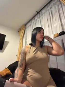 AlannaEvons online show from May 2, 12:25 am