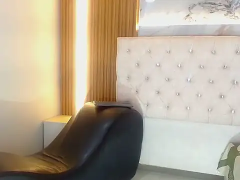 sabrina roosa online show from November 10, 12:55 pm