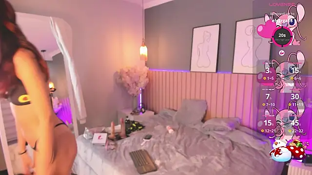 Maraia Ford online show from November 14, 9:15 pm