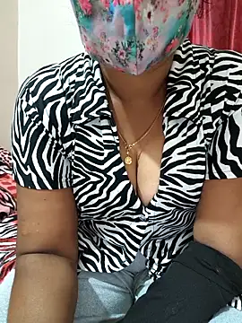 Sexy kannada model  online show from September 23, 5:22 pm