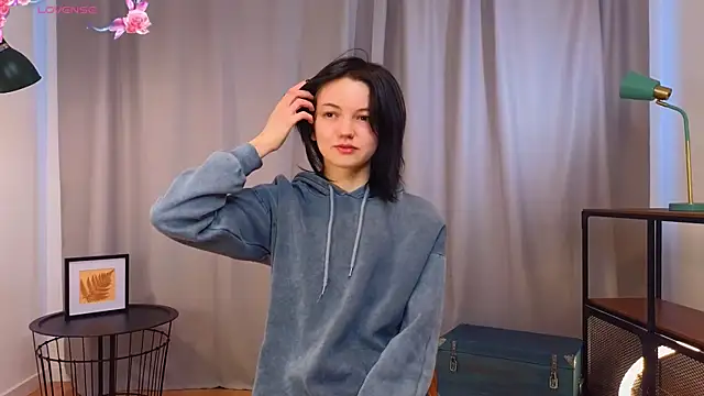 PamilaGrassle online show from September 30, 4:07 am