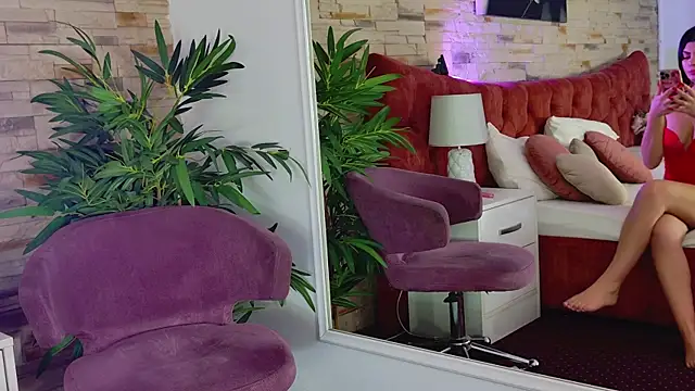 LeyaGoddess online show from September 20, 7:45 pm