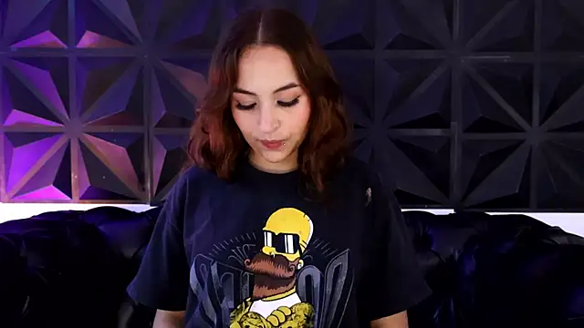 Arianaa Jones  online show from October 6, 12:55 pm