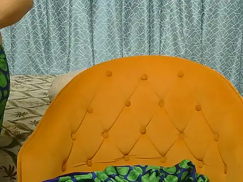 Its-ishikaa online show from October 21, 3:43 am