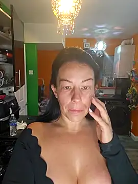 Filthymaddymilfy25 online show from May 19, 9:16 am