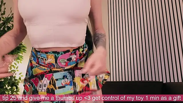 Loona Eclipse online show from February 19, 9:35 pm