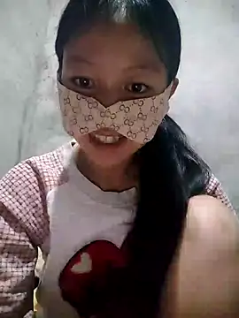 Lilyy-y online show from November 2, 9:29 pm