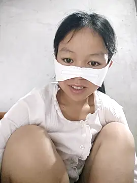 Lilyy-y online show from November 15, 11:17 pm