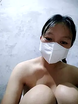 Lilyy-y online show from October 19, 9:50 pm