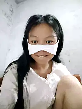 Lilyy-y online show from November 17, 11:27 pm