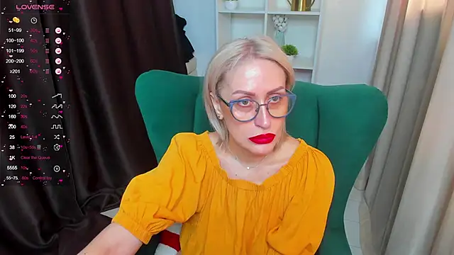 PamellaMurphy online show from March 8, 3:32 am