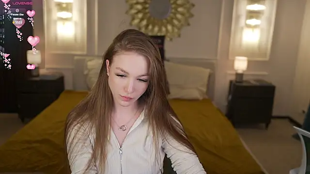 Ella 054 online show from May 11, 2:30 pm