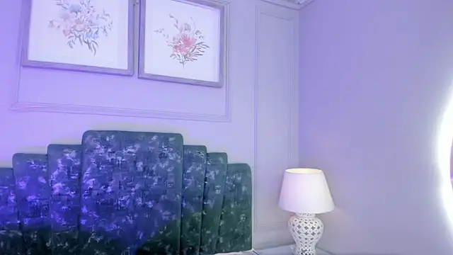 lux bitchx online show from May 24, 2:54 am