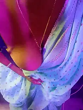 monaa-darling online show from October 7, 11:20 pm