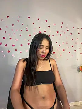 SophieW1 online show from May 23, 12:25 pm