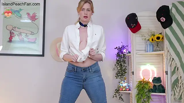 Island Peach online show from June 14, 2:17 pm
