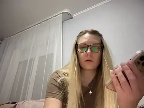 NikexPretty online show from May 11, 7:11 pm