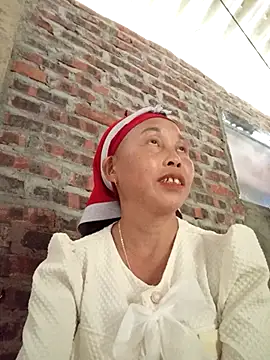 me-cute online show from October 8, 1:43 am