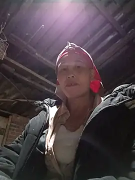 me-cute online show from November 25, 1:02 pm