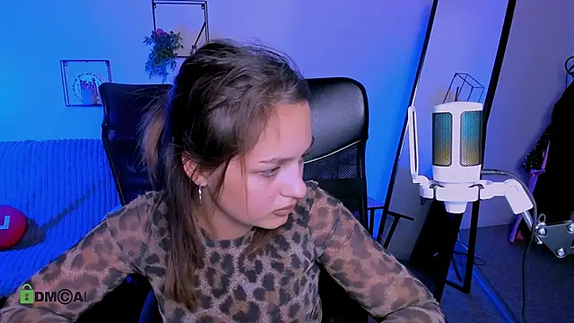 afina crazy online show from October 2, 11:32 pm