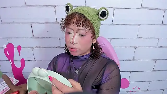 SafiroAgataaa online show from February 14, 4:14 am