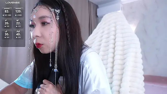 luna-fae online show from September 30, 1:17 pm