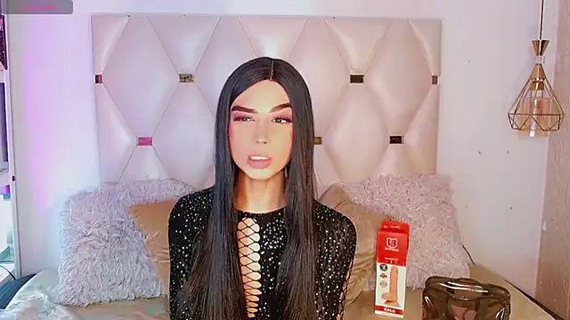 Daphnne Foxx online show from September 27, 12:07 am