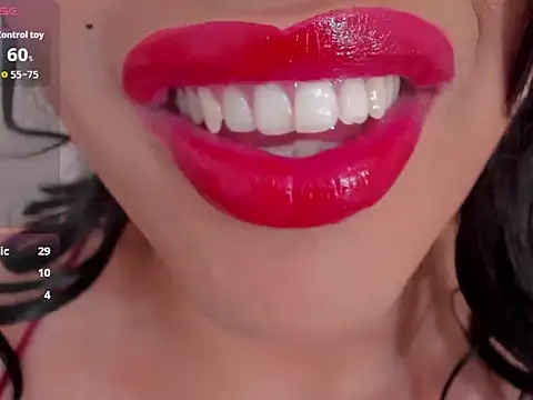 sweet Elizabeth online show from May 13, 12:55 pm