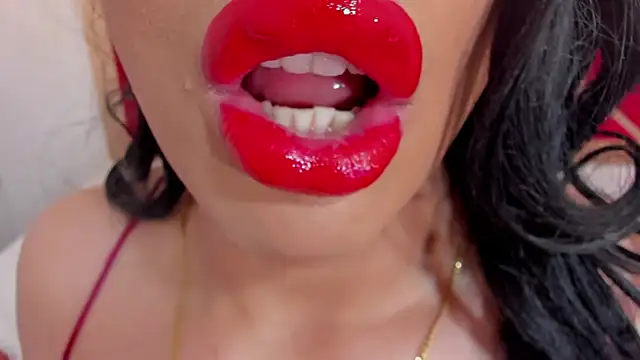 sweet Elizabeth online show from May 26, 1:10 pm