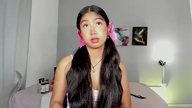 KimTayloor1 online show from November 20, 7:59 pm