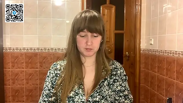 MaroonMoon  online show from December 16, 9:31 pm