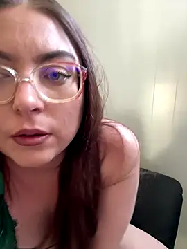 onlyyourbabygirl online show from September 26, 5:38 am