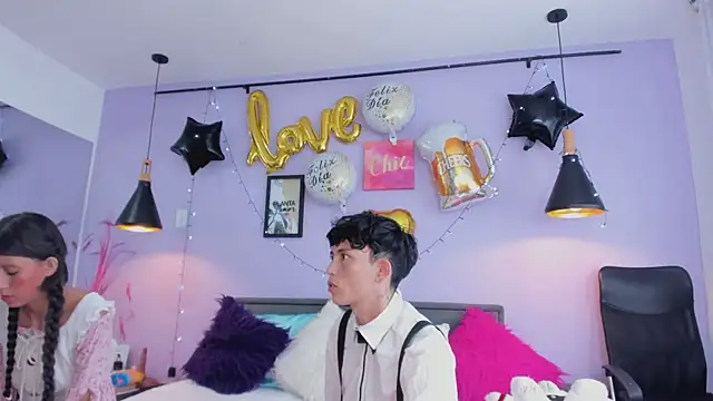 DodoyandCriss online show from October 3, 4:12 pm