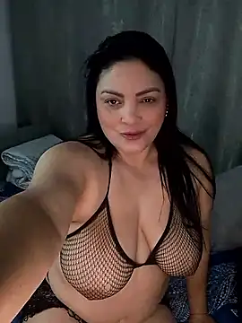 tiffany Johnson1 online show from May 26, 2:11 am