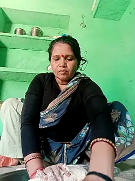 Manavi x online show from May 12, 5:05 am