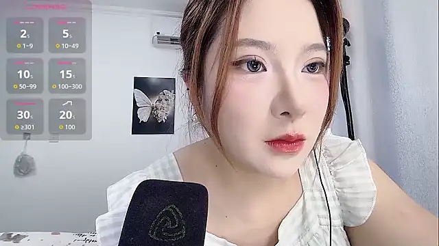 medusanamei online show from September 23, 6:17 pm