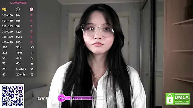 DelphaDivenere online show from October 22, 6:02 pm