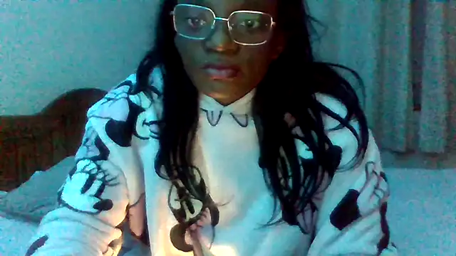 SexyGemBeautyX online show from November 12, 8:07 pm