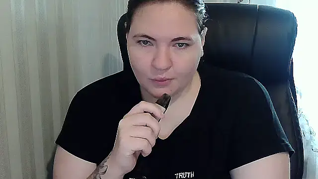 BettyKing  online show from October 5, 11:48 am