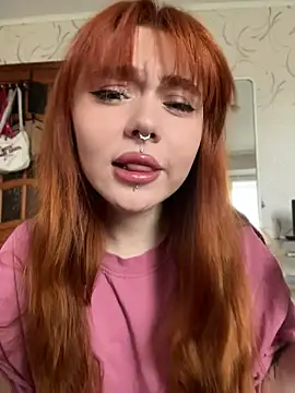 LunaMillie online show from May 15, 10:29 am