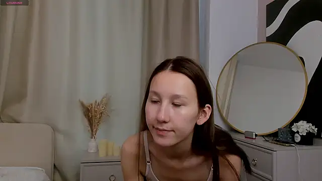 MelissiaClow online show from October 3, 10:42 am