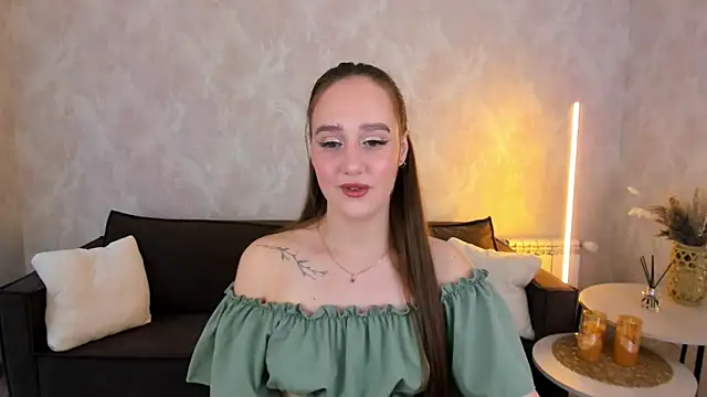 SabrinaCandi online show from May 18, 6:25 pm