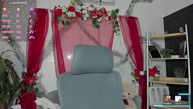 BritanyBrown  online show from May 12, 3:59 am