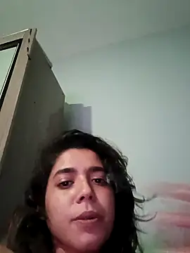 Snapshot of Maricamposs chatting on October 31, 12:56 am Maricamposs online show from October 31, 12:56 am