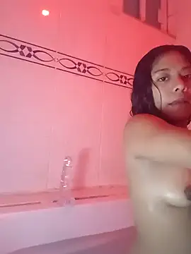 mamasitapetite online show from April 4, 5:06 am