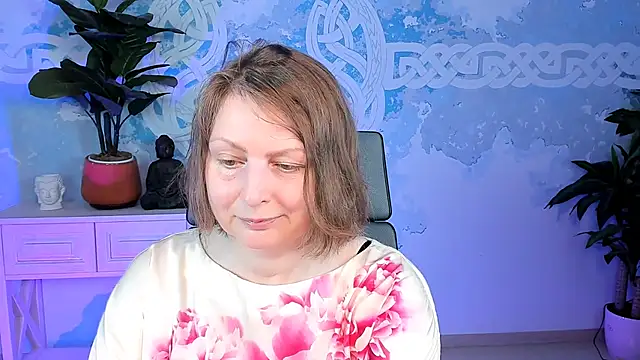 TiffanyBrauny online show from September 20, 9:18 am