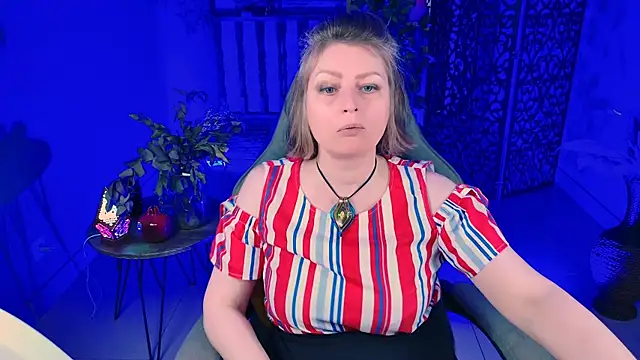 TiffanyBrauny online show from September 9, 10:26 am