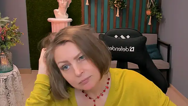 TiffanyBrauny online show from September 11, 10:59 am