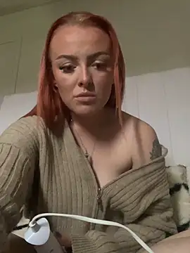 RedHeadRoxyUK online show from October 20, 12:52 pm