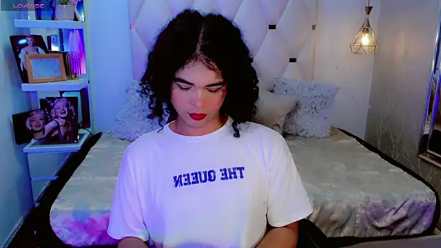Veronica Misst  online show from October 1, 11:59 am